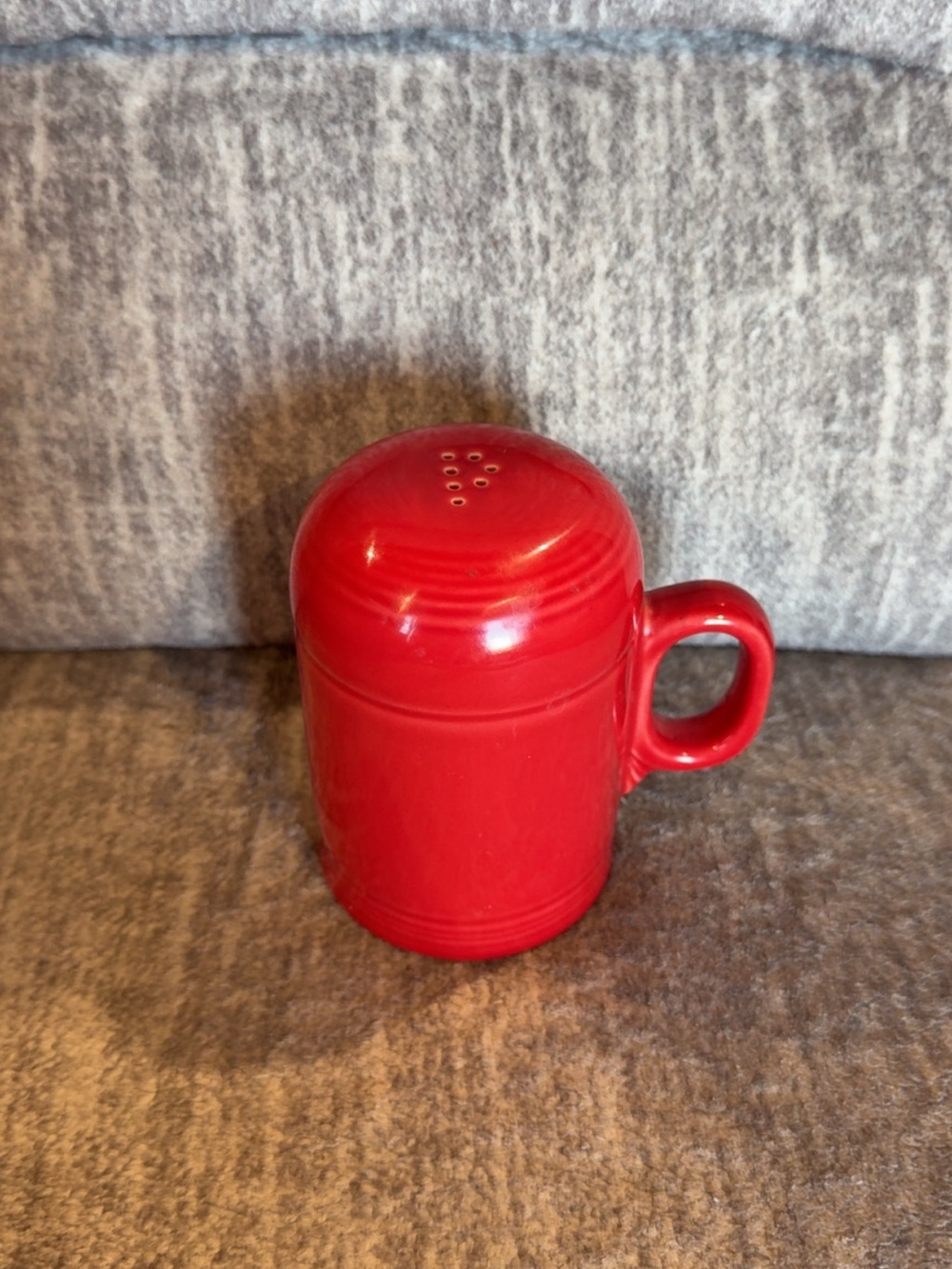 Fiesta red scarlet stovetop pepper shaker